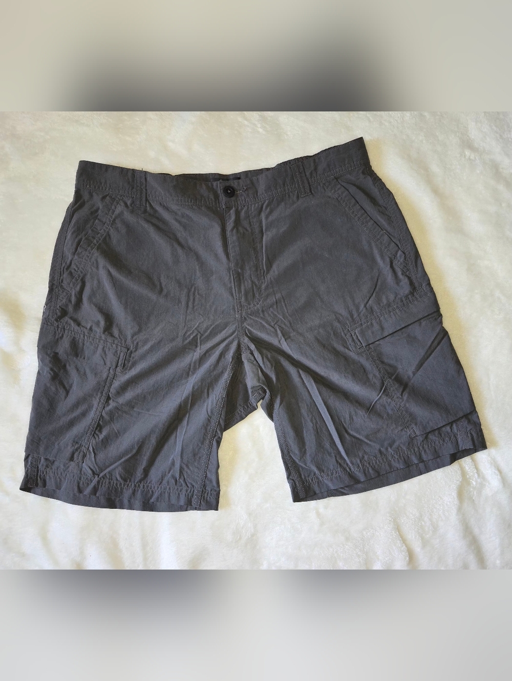 REI Men's Gray Cargo Shorts - Lightweight Everyday Wear